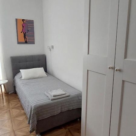 Centar Old Town, With Free Private Parking Apartment Пула Екстериор снимка